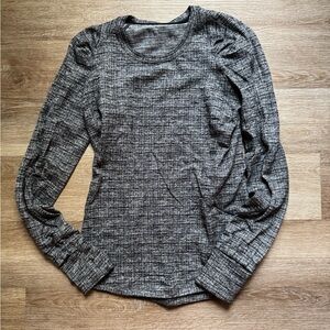 Luluemon  Long Sleeve Top